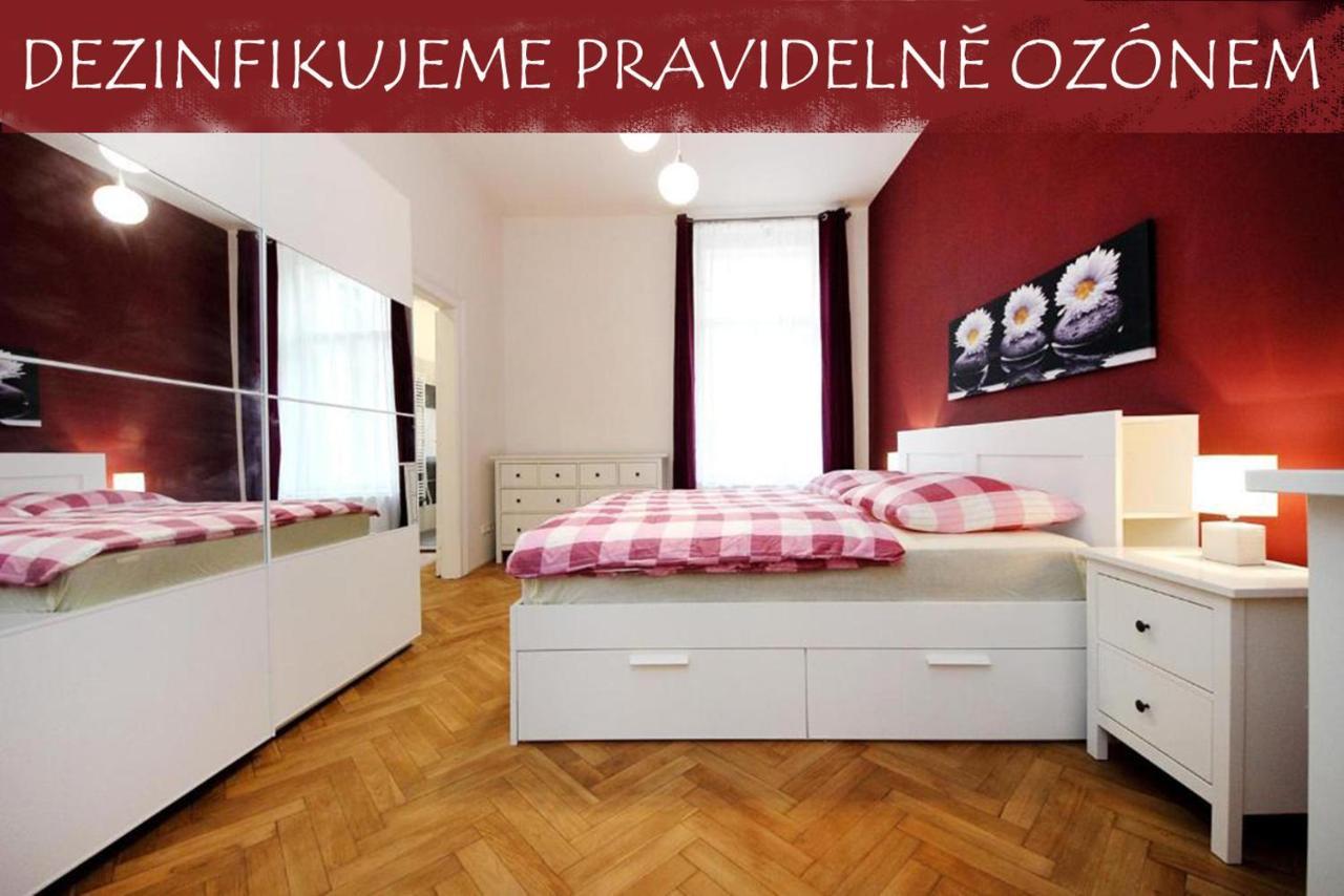 Historic Centre Apartments V Prága Kültér fotó